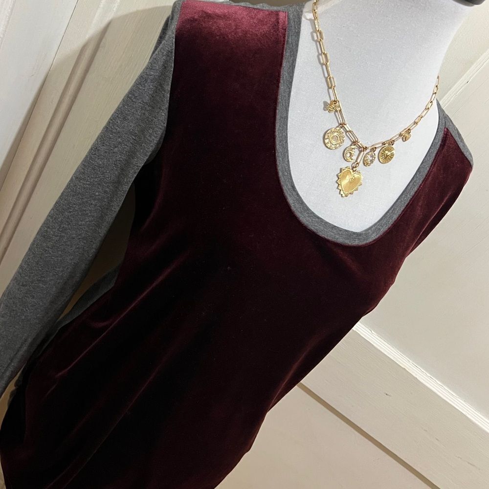 Cato's Burgandy Velvet Long Sleeve Scoop Neck Tee Shirt Women's Large